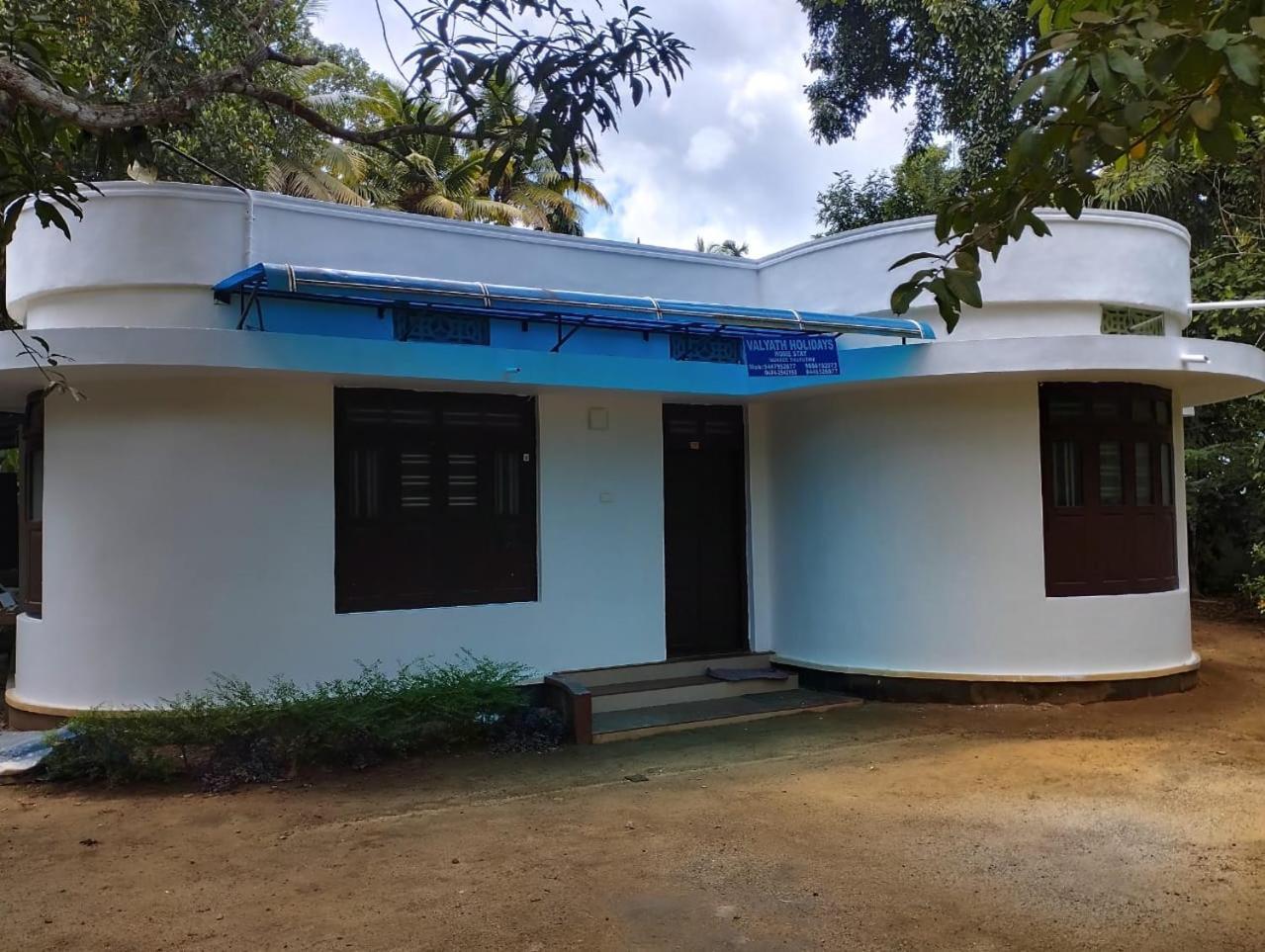 Valiyath Holidays Homestay Mundrothuruth Luaran gambar